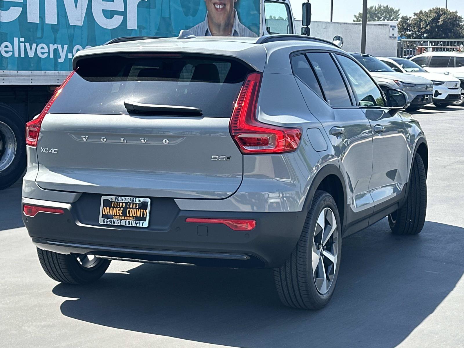 New 2026 Volvo XC40 B5 Plus w/ Protection Package Premier AWD/4WD image 6