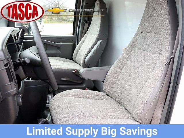 New 2025 Chevrolet Express 3500 w/ Power Convenience Package RWD image 16