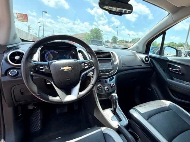 Used 2016 Chevrolet Trax LTZ w/ Midnight Edition AWD/4WD image 9