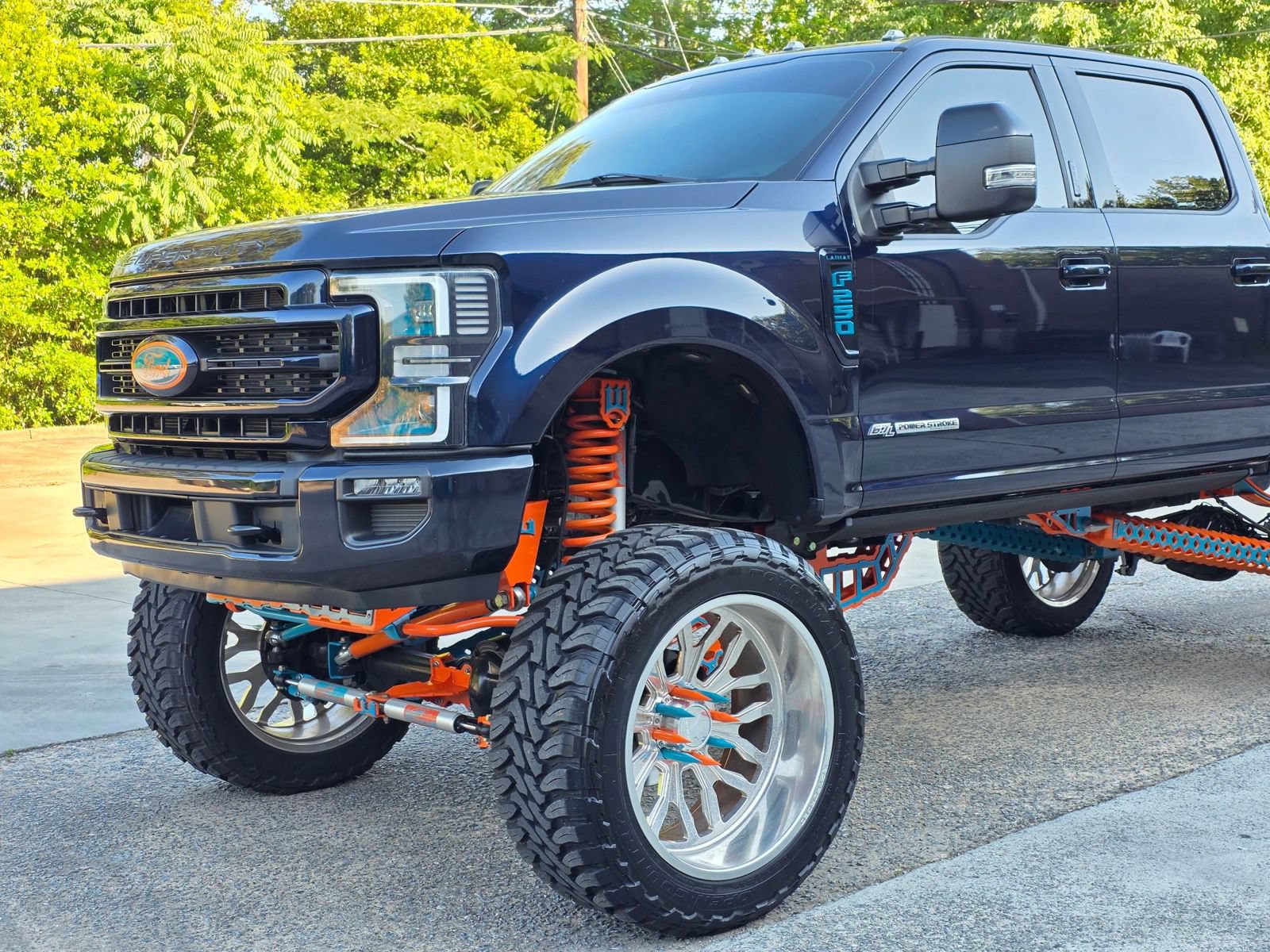 Used 2022 Ford F250 Lariat w/ Black Appearance Package AWD/4WD image 2