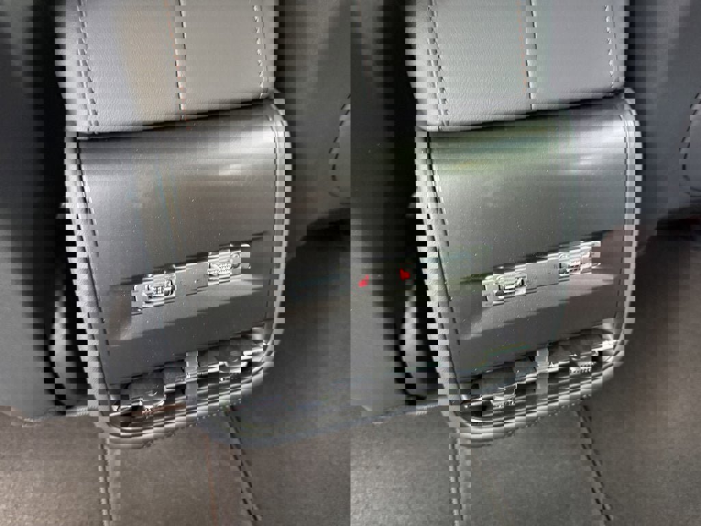 New 2025 Lincoln Nautilus Premier w/ Equipment Group 102A image 44