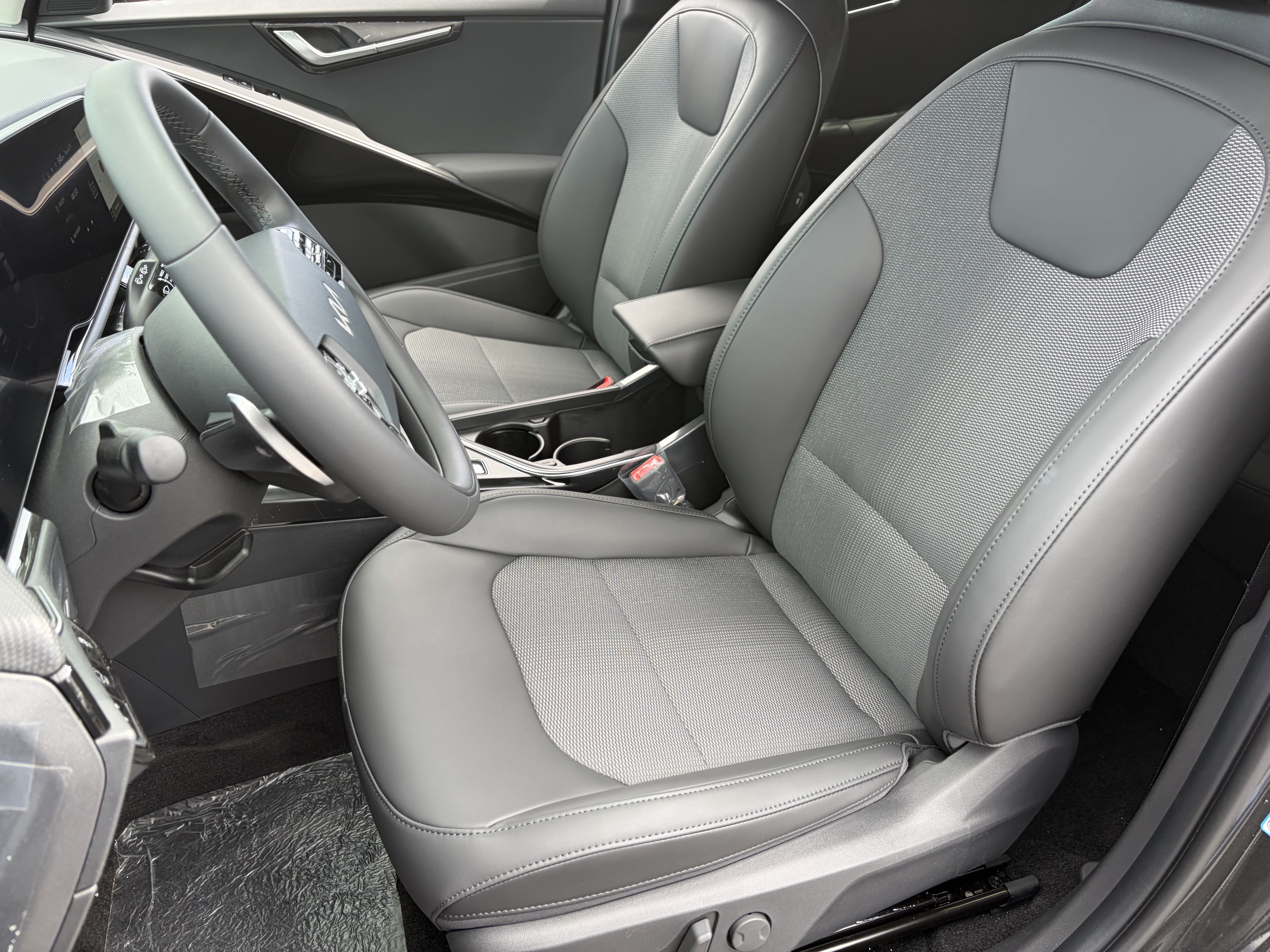 New 2026 Kia Niro Wind FWD image 18