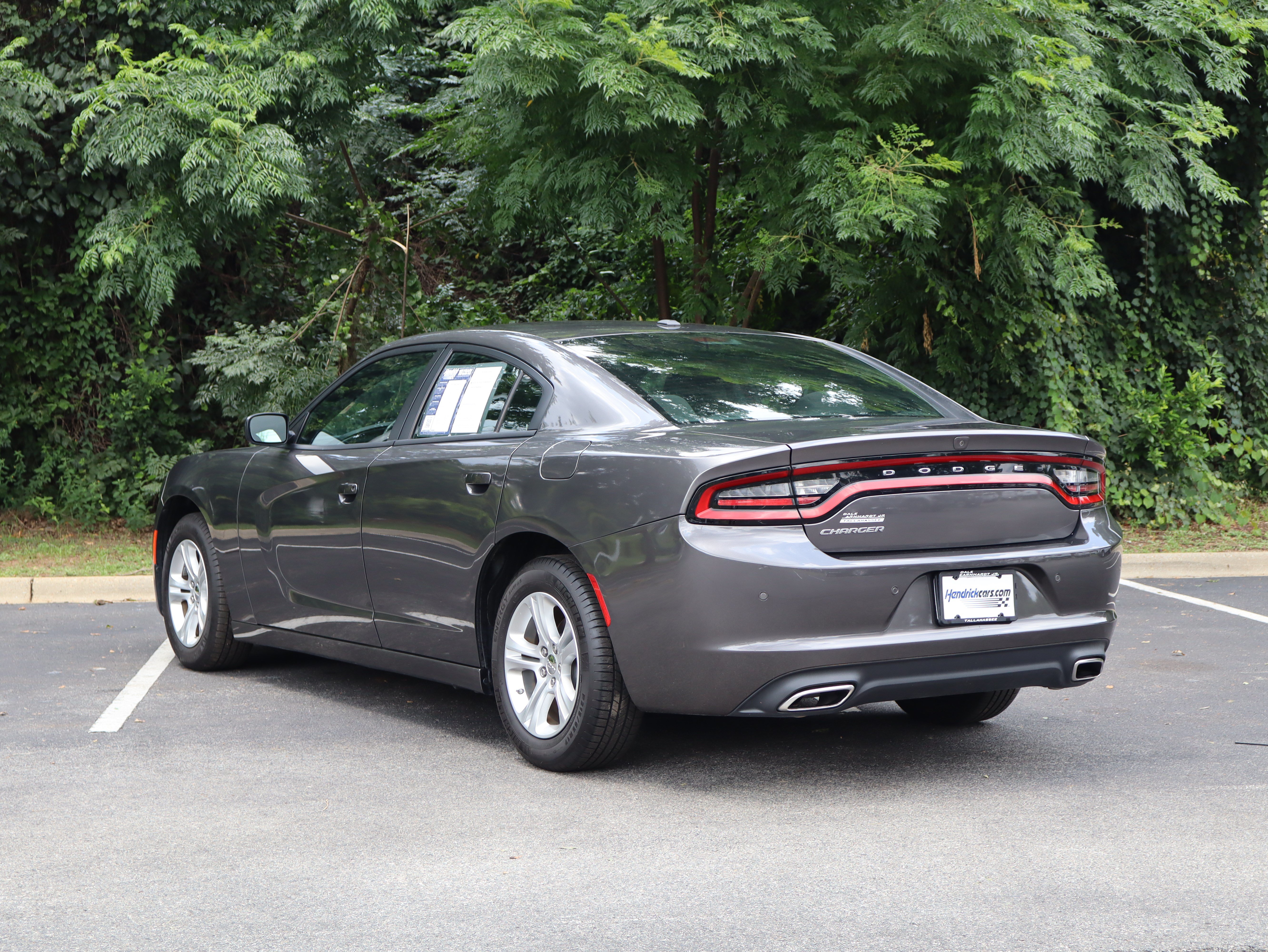 Used 2022 Dodge Charger SXT RWD image 7