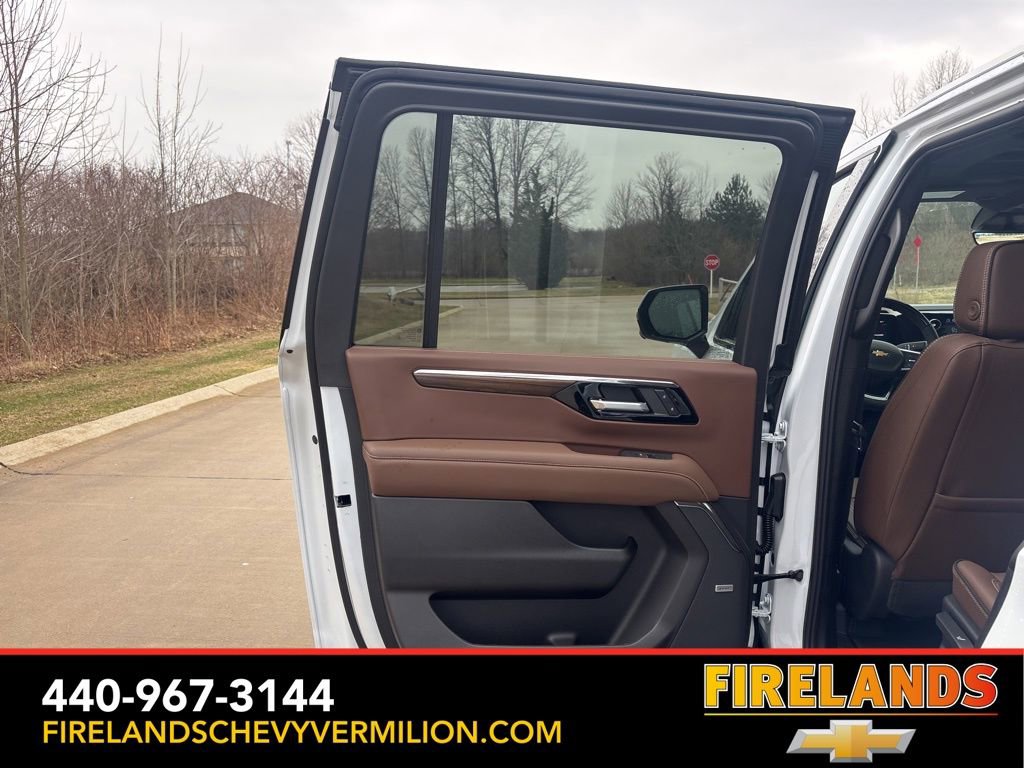 New 2026 Chevrolet Suburban High Country image 52