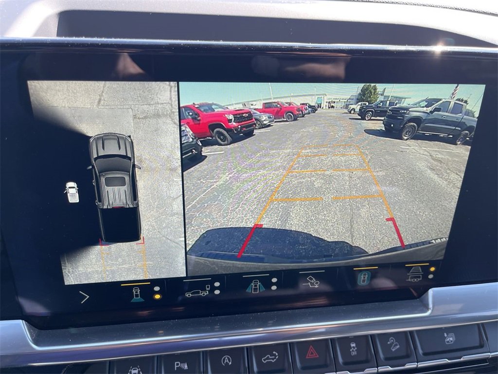 Used 2022 Chevrolet Silverado 1500 LTZ w/ LTZ Premium Package image 17