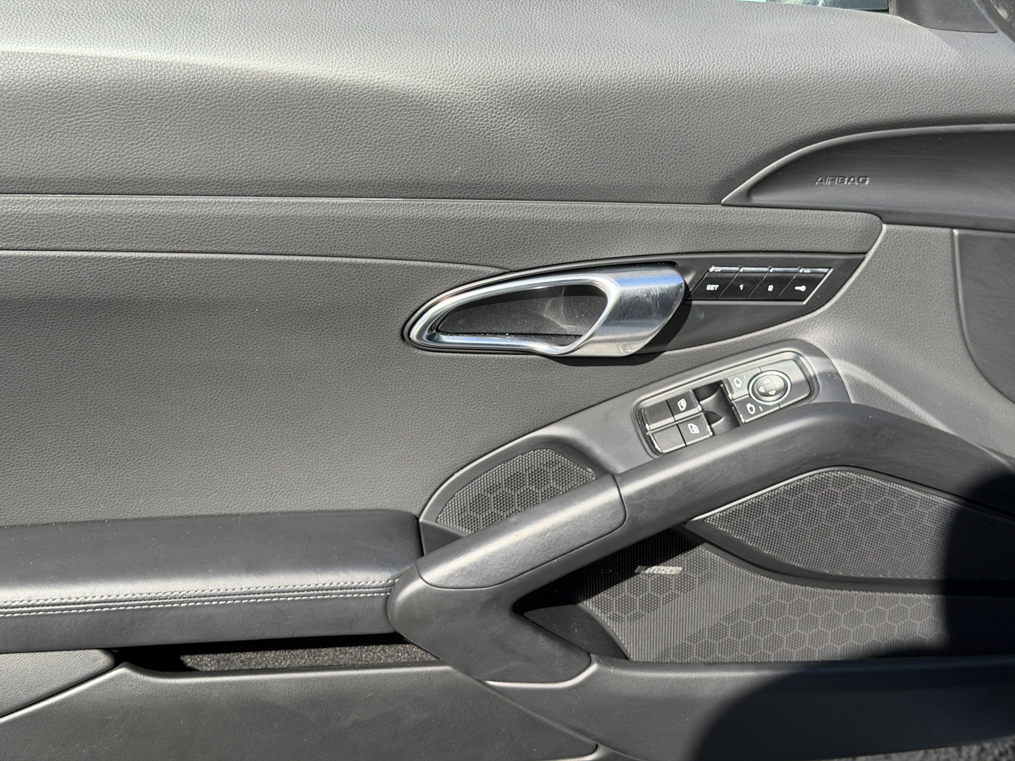 Certified 2015 Porsche Boxster S image 17