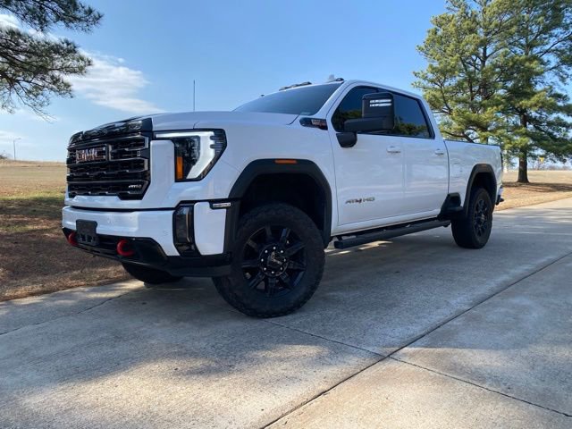 Used 2024 GMC Sierra 2500 AT4 w/ AT4 Preferred Package AWD/4WD image 1
