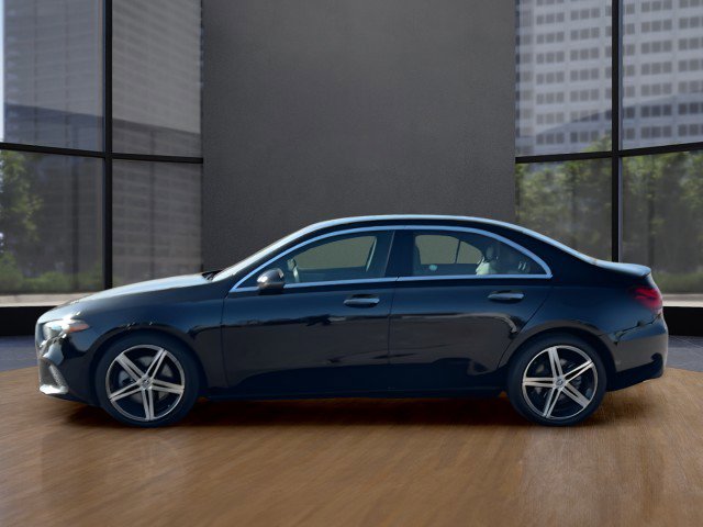 Used 2022 Mercedes-Benz A 220 image 2