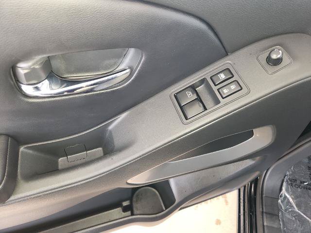 Certified 2025 Nissan Frontier SV RWD image 29