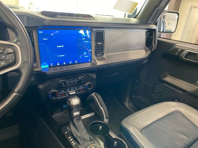 Certified 2021 Ford Bronco Outer Banks w/ Sasquatch Package AWD/4WD image 13