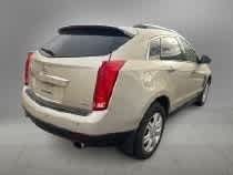 Used 2015 Cadillac SRX Luxury w/ Driver Awareness Package FWD image 3