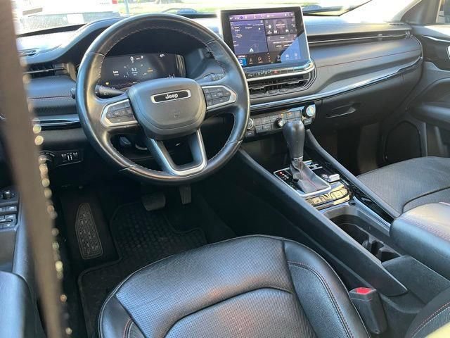 Used 2022 Jeep Compass Trailhawk w/ Trailhawk Elite Group AWD/4WD image 28