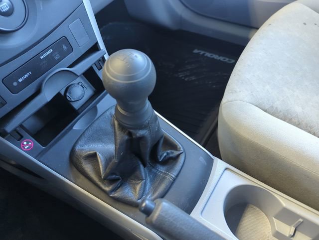 Used 2009 Toyota Corolla image 24