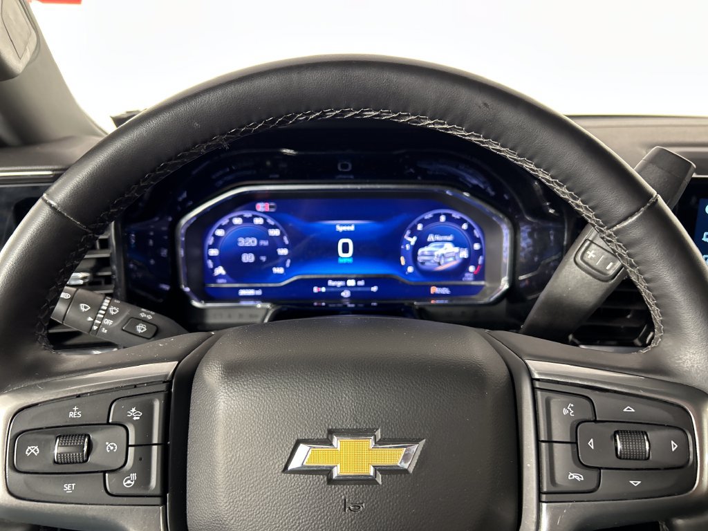 Used 2024 Chevrolet Silverado 1500 LT AWD/4WD image 14