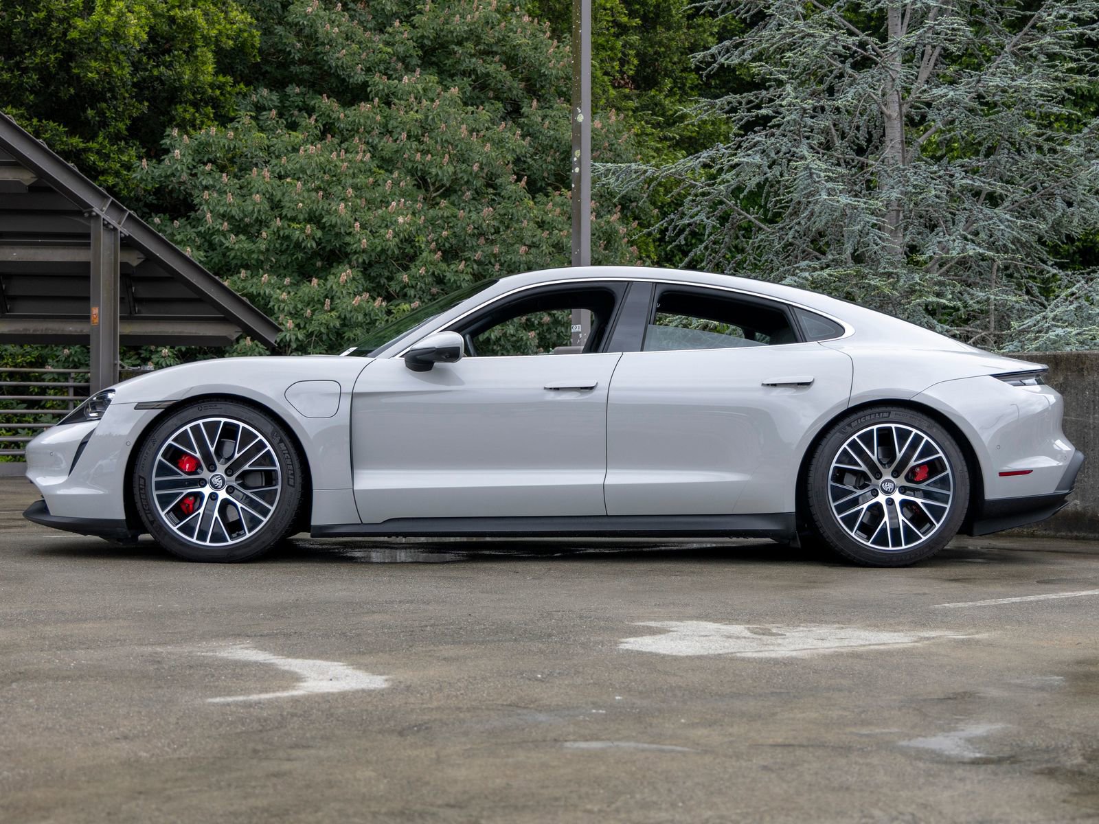 Certified 2022 Porsche Taycan 4S AWD/4WD image 2