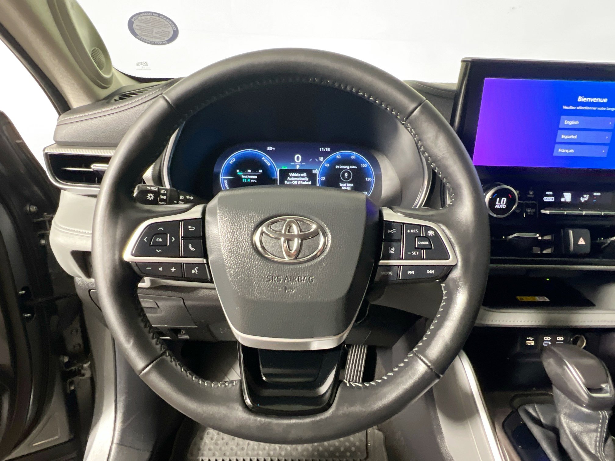 Used 2025 Toyota Highlander Platinum AWD/4WD image 17