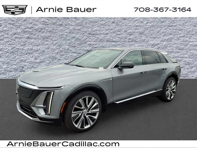 Used 2025 Cadillac Lyriq Luxury w/ LPO, Floor Liner Package AWD/4WD image 10
