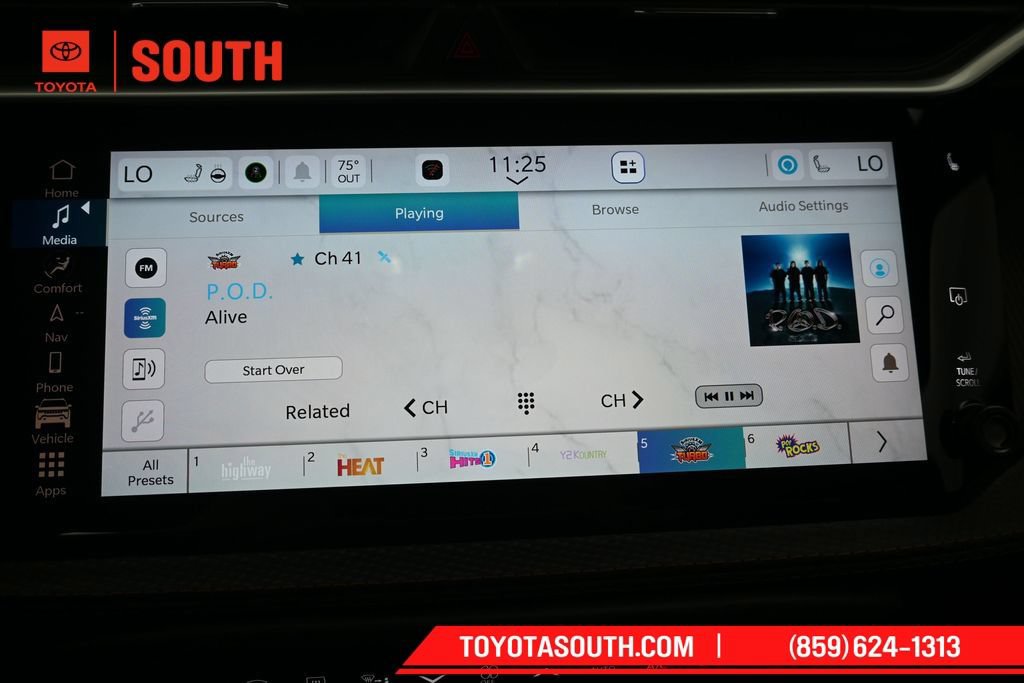 Used 2026 Jeep Cherokee Overland AWD/4WD image 13