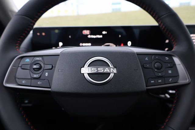New 2026 Nissan Sentra SR w/ SR Premium Package FWD image 15