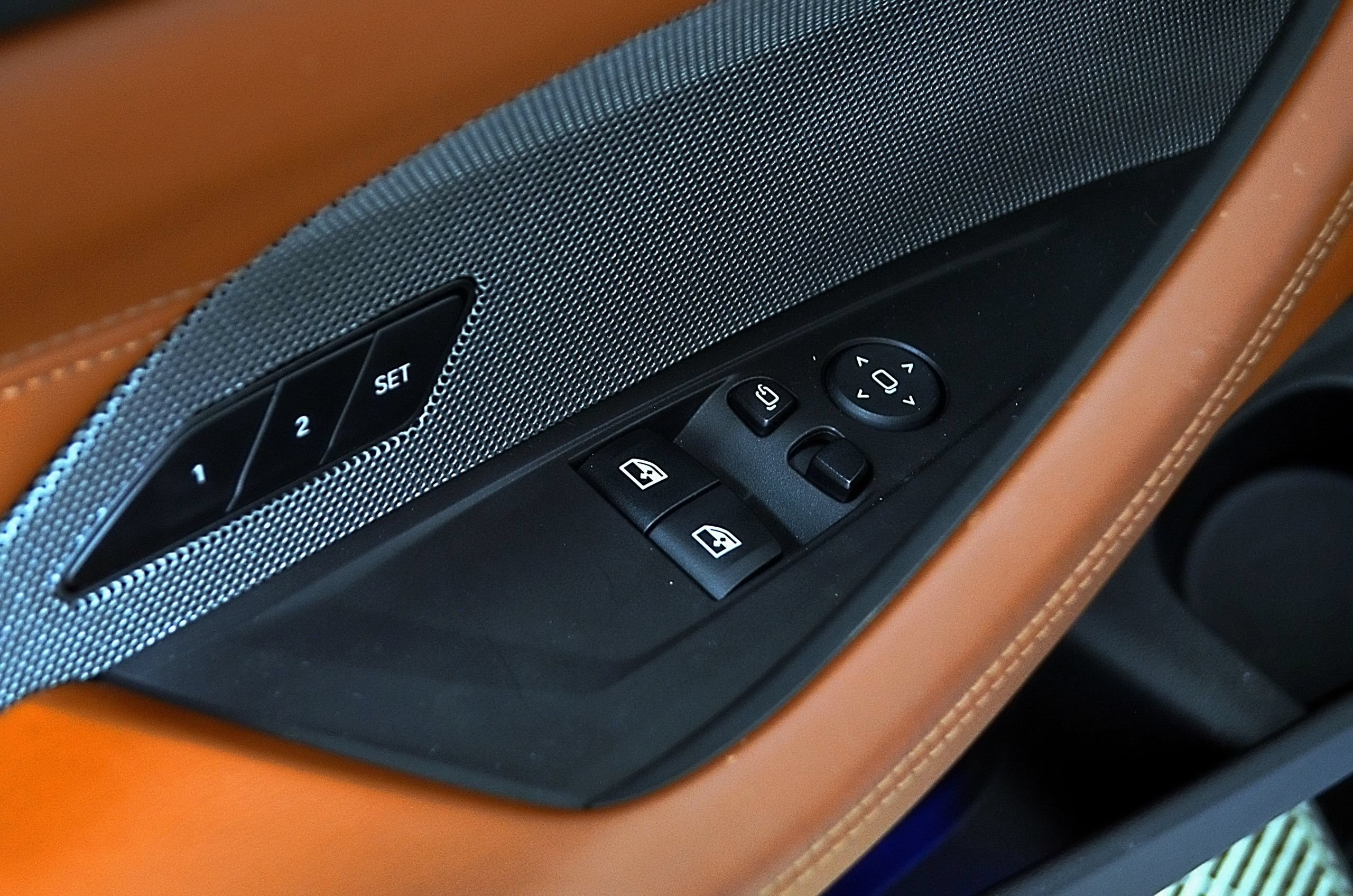 Used 2022 BMW M4 Coupe w/ Executive Package RWD image 17