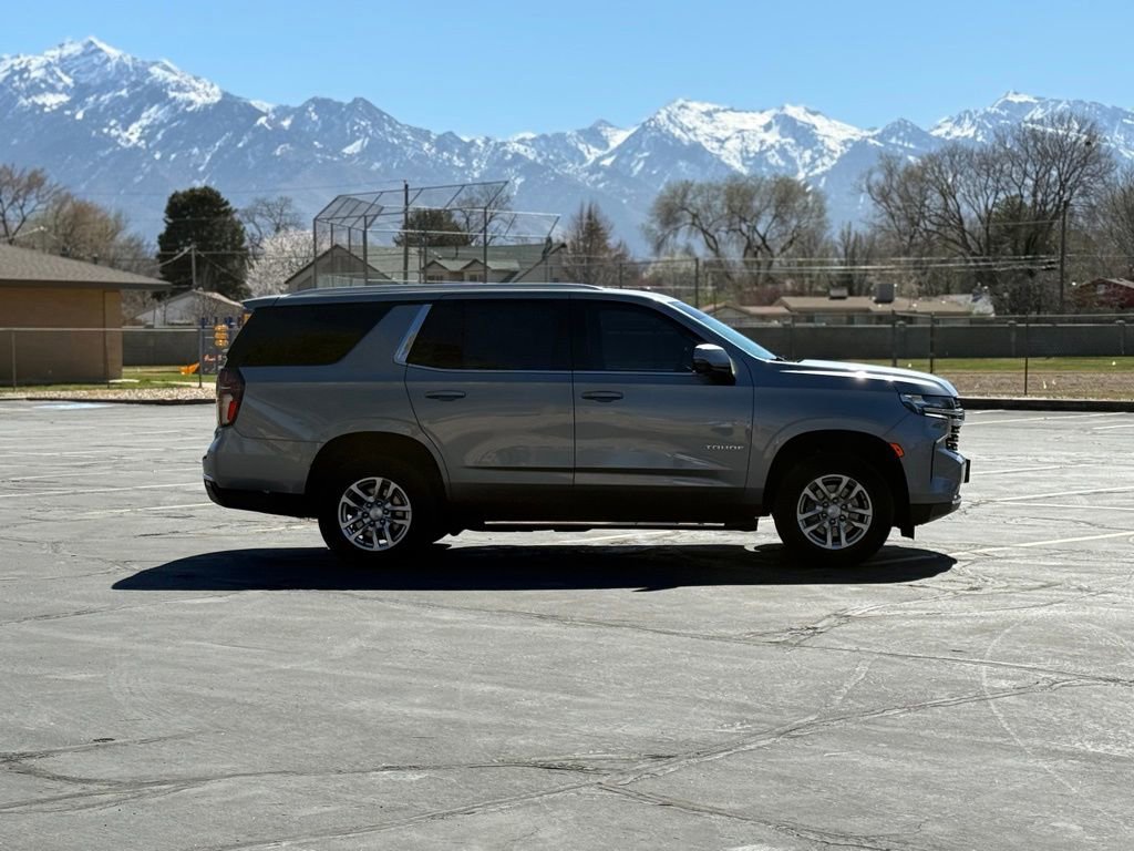 Used 2023 Chevrolet Tahoe LT w/ Luxury Package AWD/4WD image 4