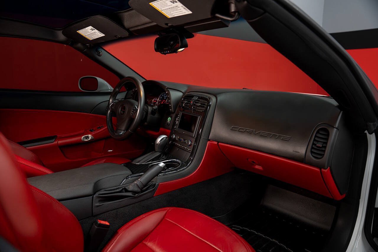 Used 2013 Chevrolet Corvette Grand Sport w/ 2LT Preferred Equipment Group RWD image 72