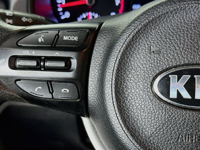 Used 2019 Kia Rio S FWD image 11