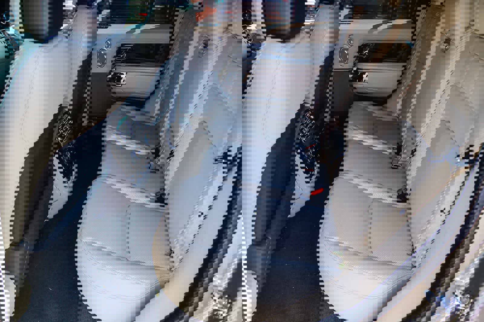 Used 2021 Land Rover Range Rover Westminster Edition image 18