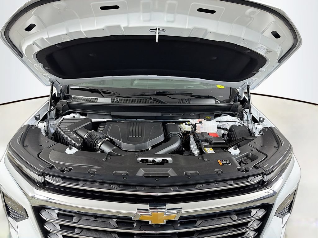 New 2026 Chevrolet Traverse LT w/ LPO, Floor Liner Package AWD/4WD image 26