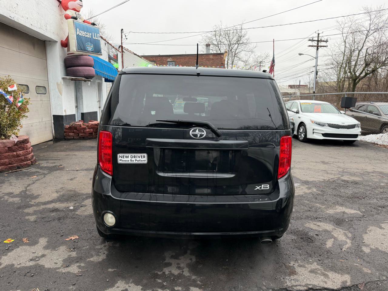 Used 2009 Scion xB image 9