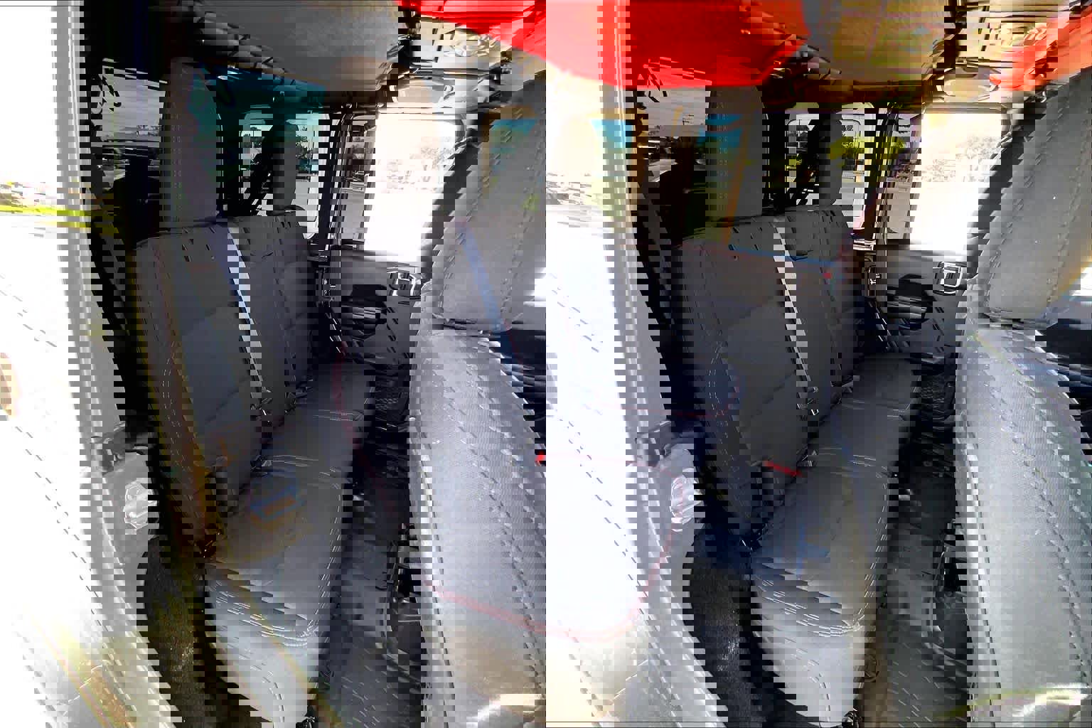 Used 2021 Jeep Wrangler Unlimited Rubicon AWD/4WD image 20