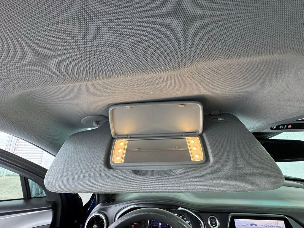 Used 2022 Chevrolet Blazer LT image 36