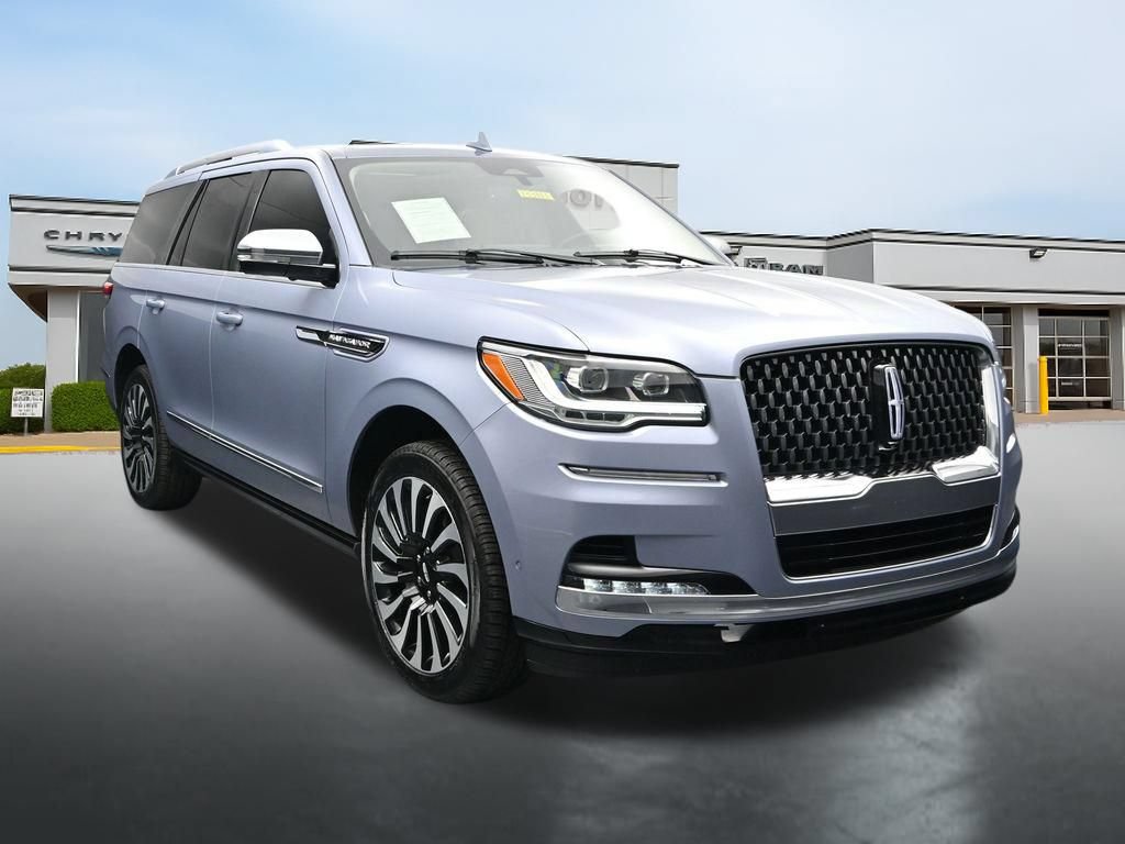 Used 2024 Lincoln Navigator Black Label AWD/4WD image 7