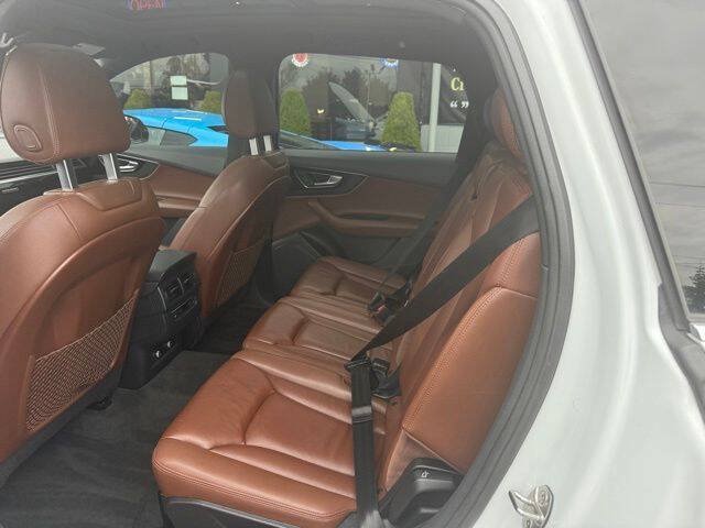 Used 2019 Audi Q7 3.0T Premium w/ Convenience Package AWD/4WD image 22