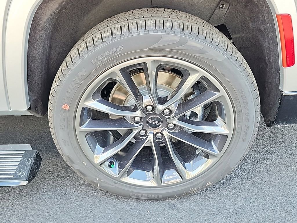 New 2024 Jeep Grand Wagoneer L Series II w/ Quick Order Packagew 28T image 12