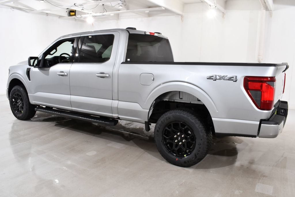 New 2026 Ford F150 XLT w/ XLT Black Appearance Package AWD/4WD image 15