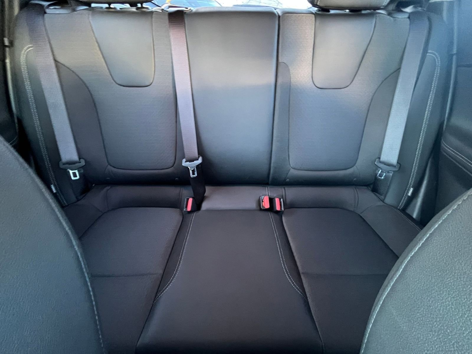 Used 2025 Buick Encore GX Preferred image 37