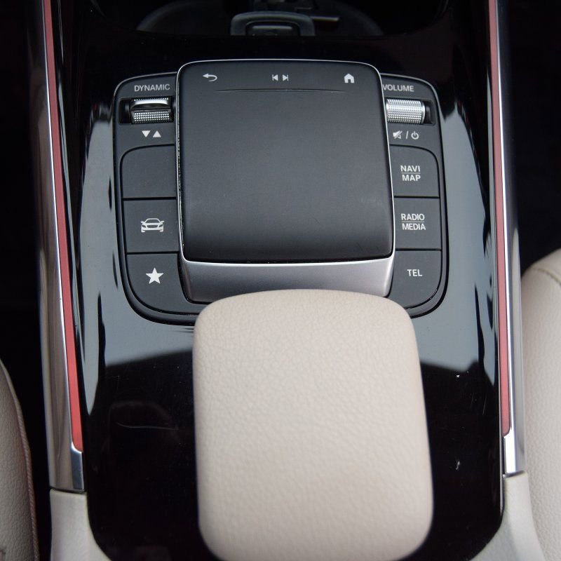 Used 2021 Mercedes-Benz GLA 250 4MATIC image 28