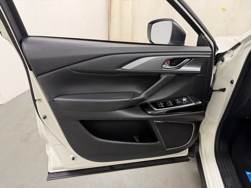 Used 2020 MAZDA CX-9 Touring w/ Touring Premium Package FWD image 21