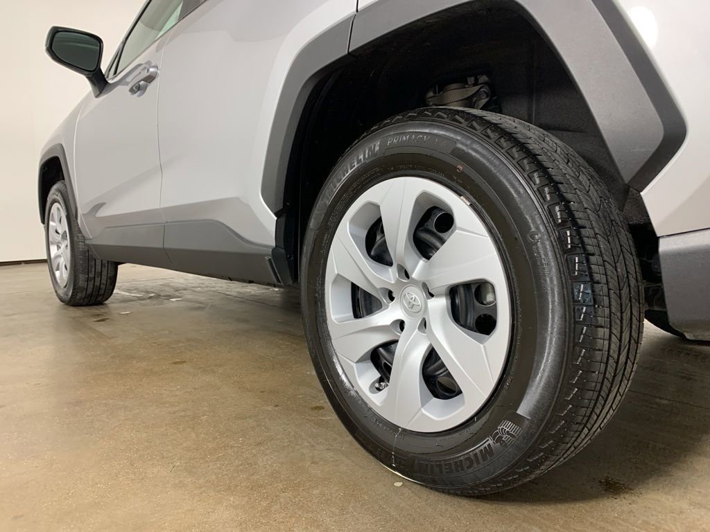 Used 2024 Toyota RAV4 LE image 15