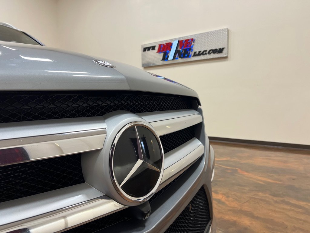 Used 2015 Mercedes-Benz GL 550 4MATIC image 47