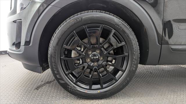 Used 2022 Kia Telluride SX w/ Nightfall Edition Package AWD/4WD image 30