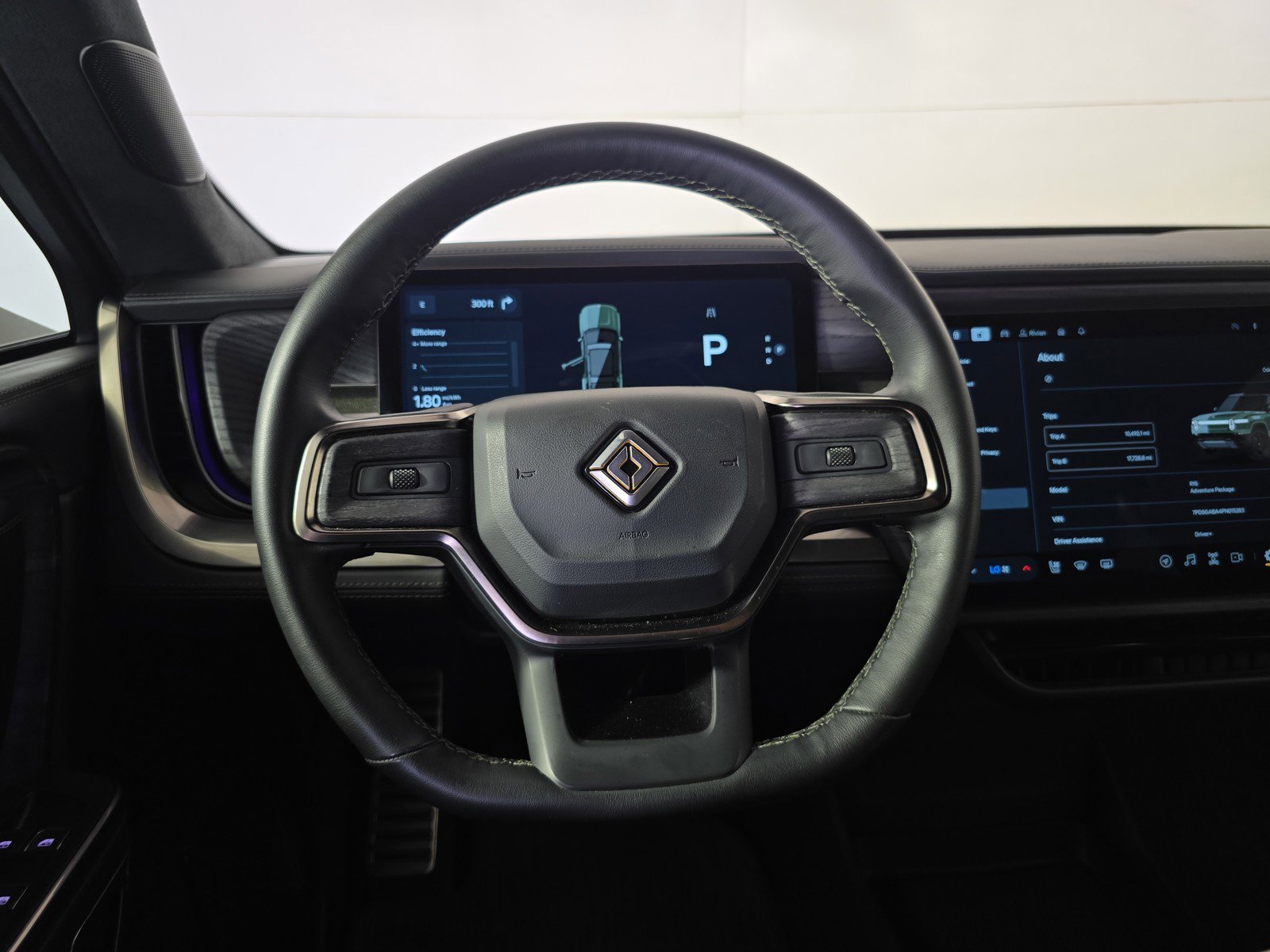 Used 2023 Rivian R1S Adventure image 25