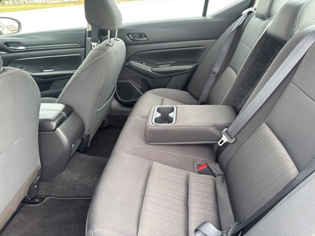 Used 2024 Nissan Altima 2.5 SV image 17