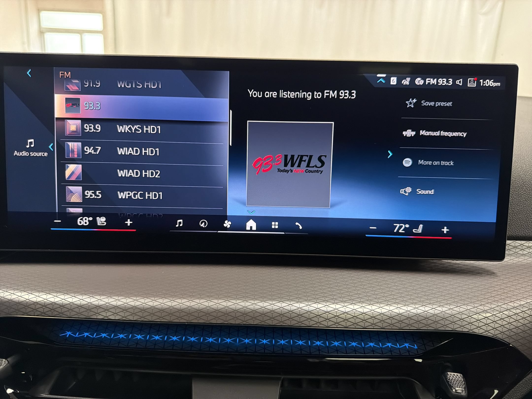 Used 2026 BMW i4 xDrive40i w/ Premium Package AWD/4WD image 21