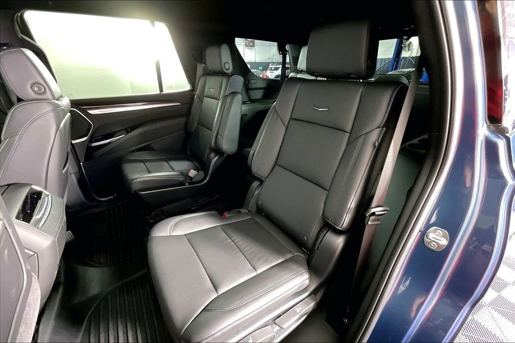 Used 2026 Cadillac Escalade 4WD image 36