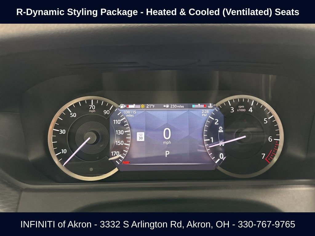 Used 2022 Land Rover Range Rover Velar R-Dynamic S image 2