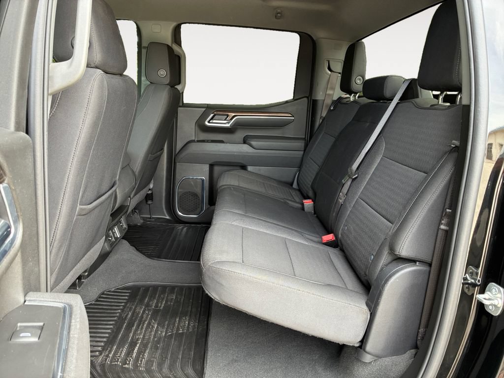 Used 2025 Chevrolet Silverado 1500 LT RWD image 13