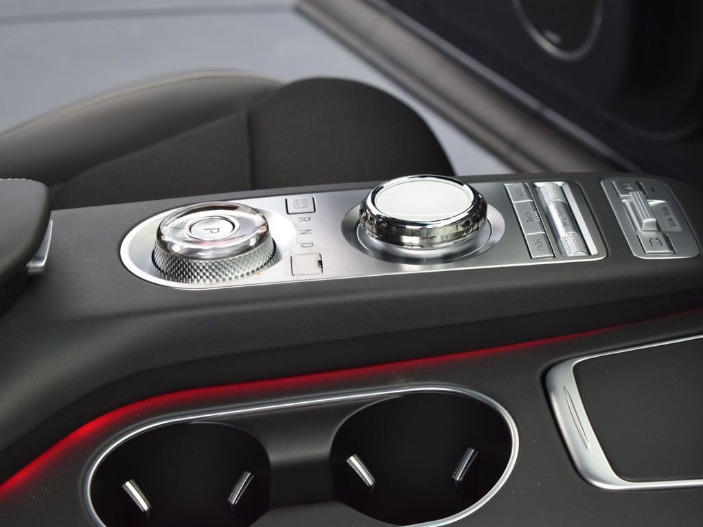 Used 2025 Genesis GV70 2.5T w/ Sport Prestige Package image 18