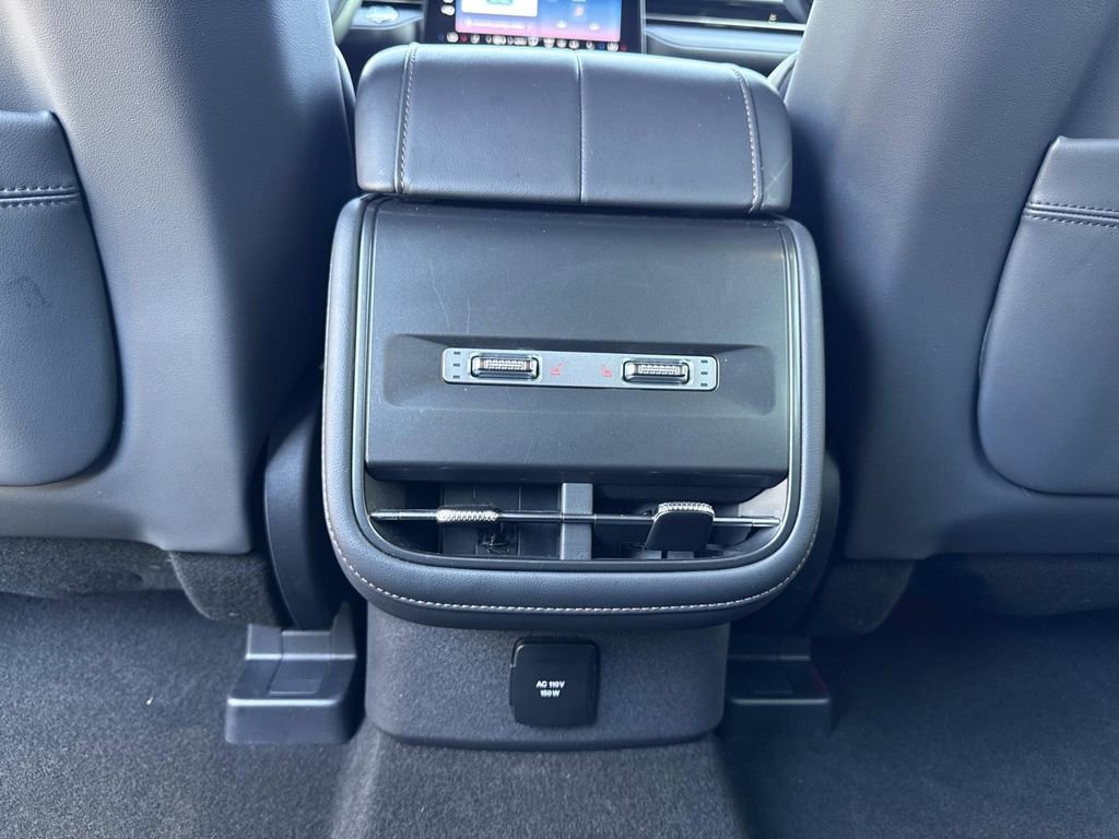 Certified 2024 Lincoln Nautilus Reserve w/ Equipment Group 203A image 16